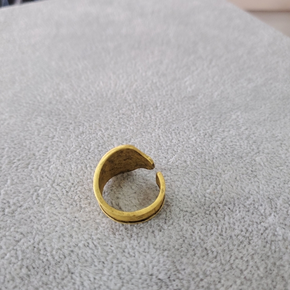 Gold Spoon Ring - Picture 3 of 4